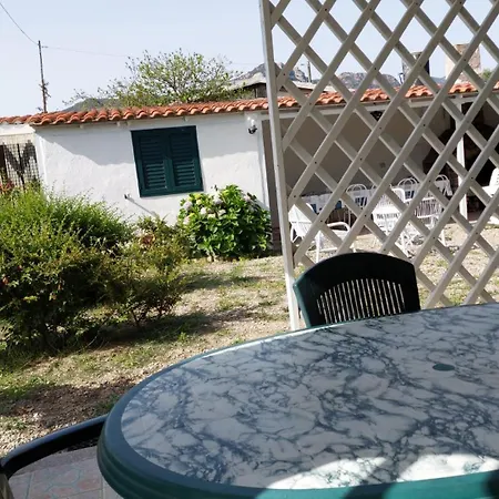 Apartment Deiana's - Beachside *
