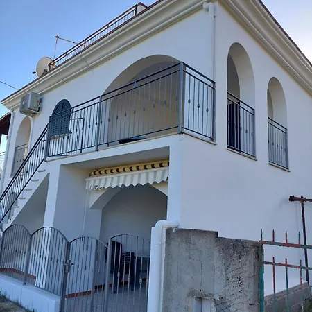Deiana's - Beachside Appartamento