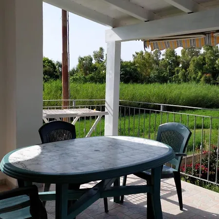 Apartment Deiana's - Beachside *
